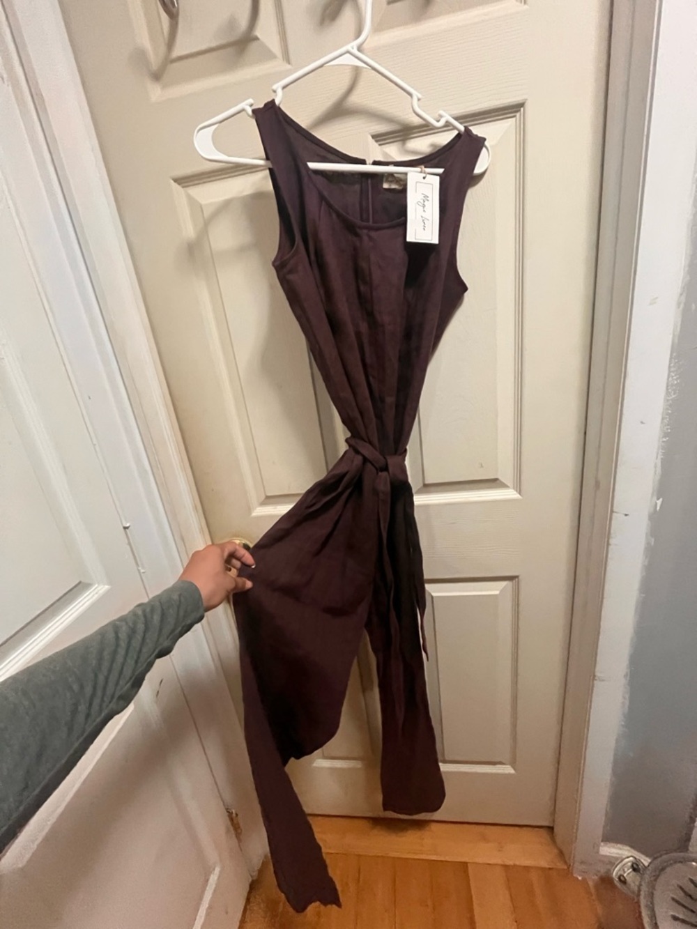 Sleeveless Tie-Waist jumpsuit in Deep Plum